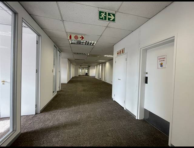 385M² OFFICE TO LET IN SANDTON CENTRAL
